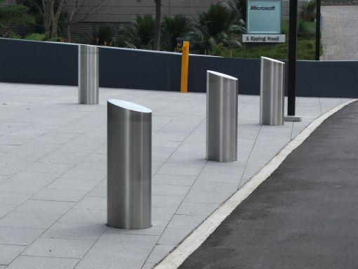 Fixed Bollard Barrier