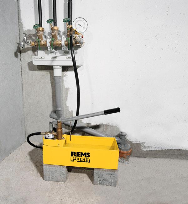 REMS PUSH Handheld Test Pump