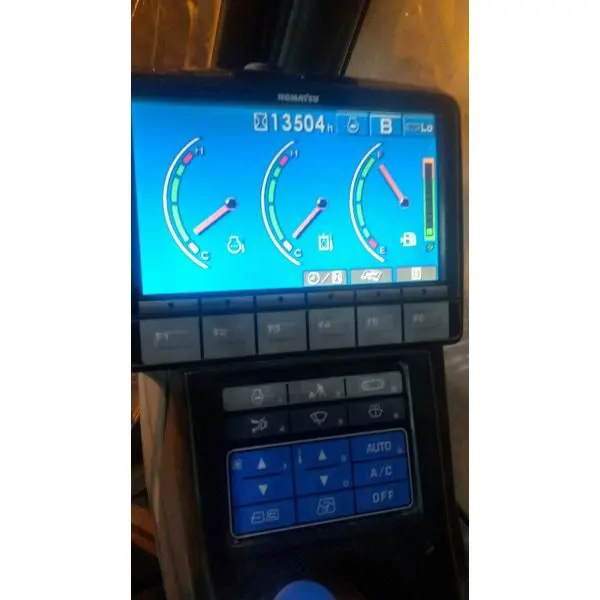 KOMATSU ORJ PC 300-8 MAKİNA EKRANI