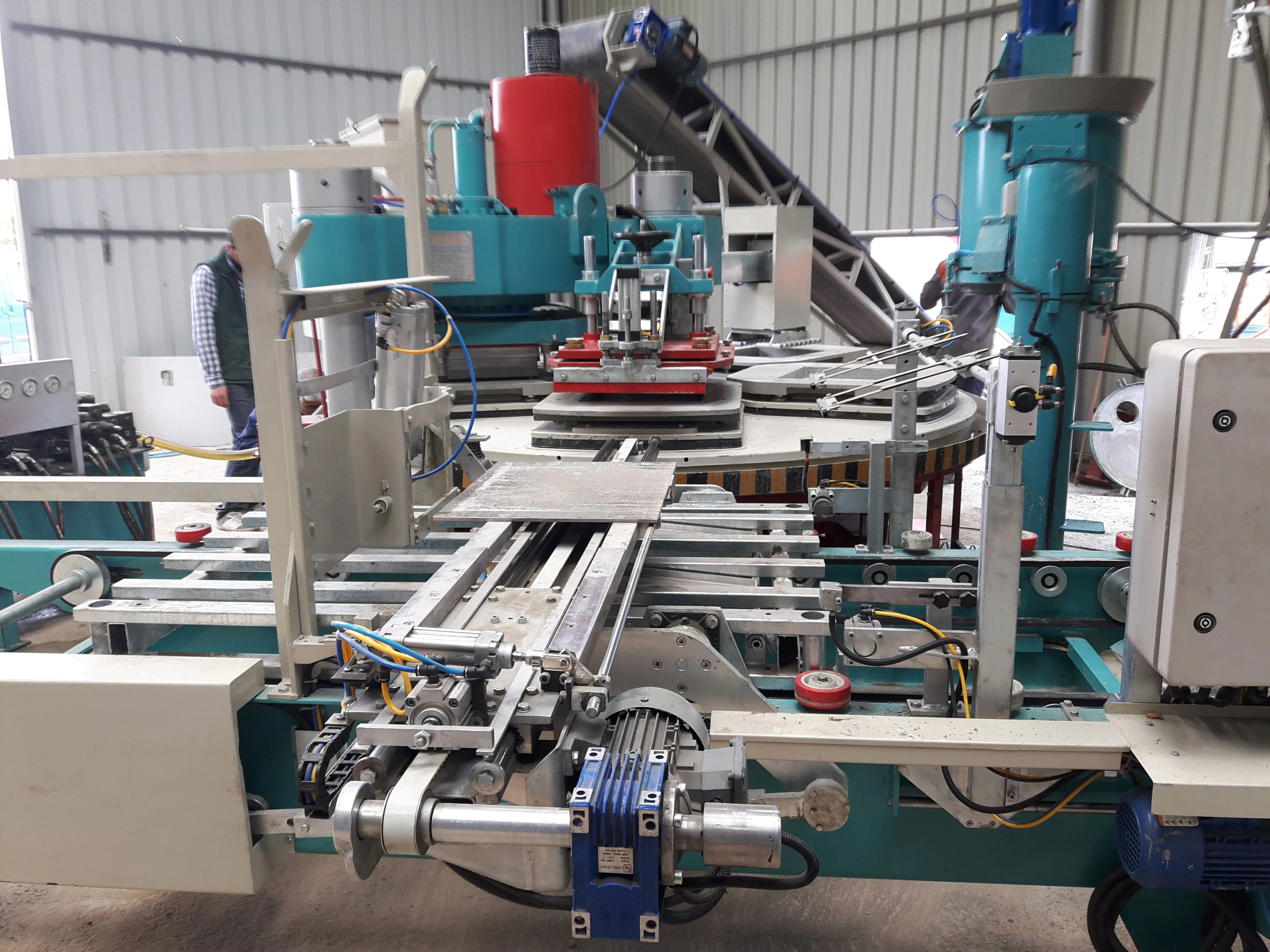 OP540-350 OTOMATİK KARO PRESİ