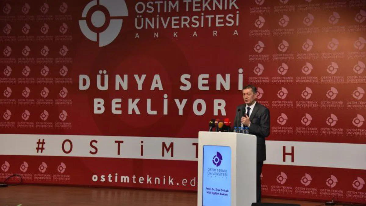 "Bu Üniversitenin Türkiye’ye Olan Mesajını Çok Önemsiyorum"