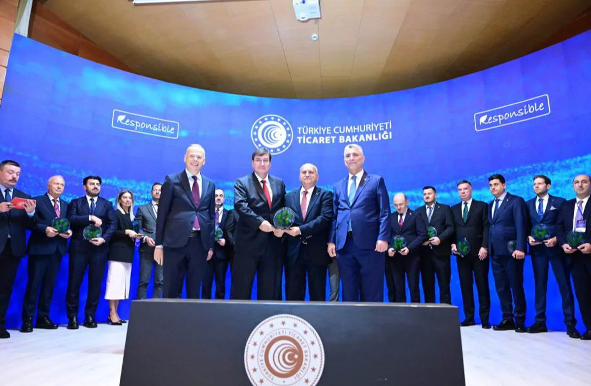 Medical Cluster Receives Best Practice Award from Ministry of Trade