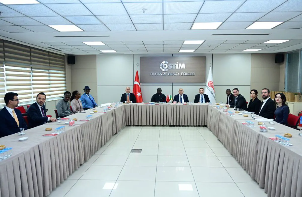 KOBİ’lerini Türkiye’nin Tecrübesiyle Geliştirmek İsteyen Senegal’den OSTİM’e Ziyaret 