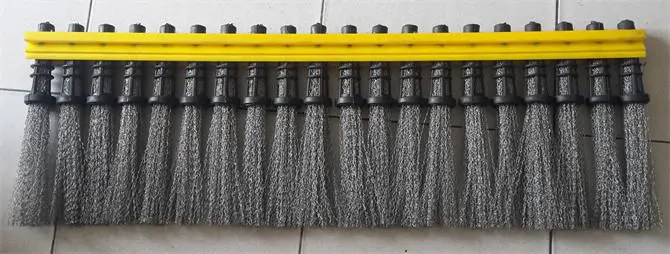Cassette Type Runway Brush