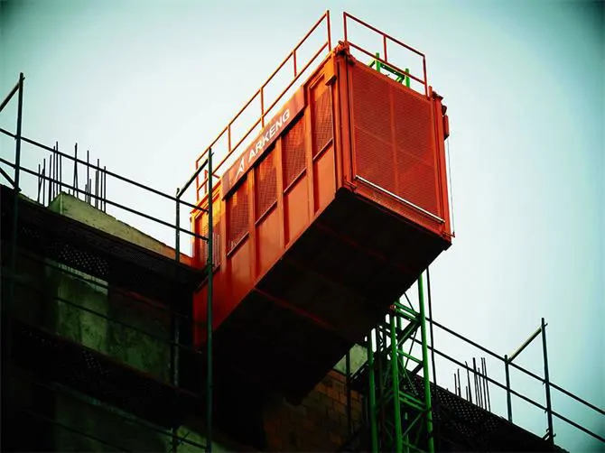 ARK-1000 Facade Elevator