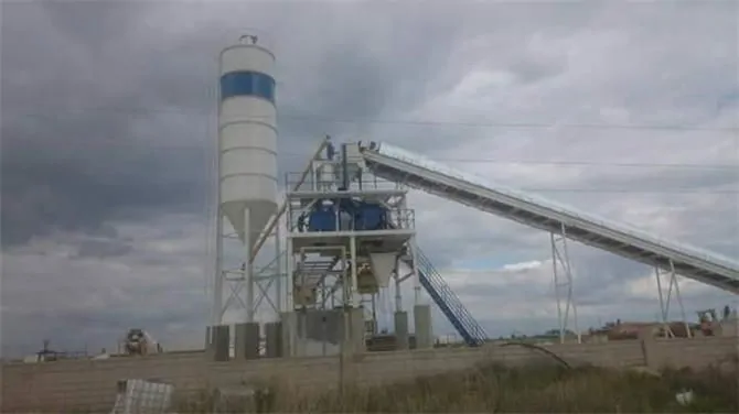 PRECAST CONCRETE TRANSPORT RAIL LINE WITH DOUBLE MIXER