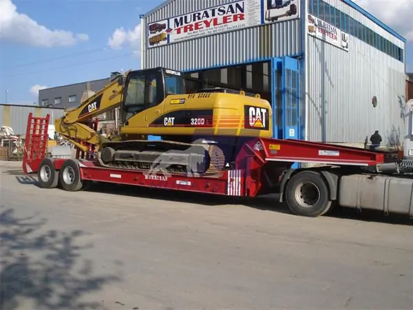 2 Aks Lowbed Semi Trey