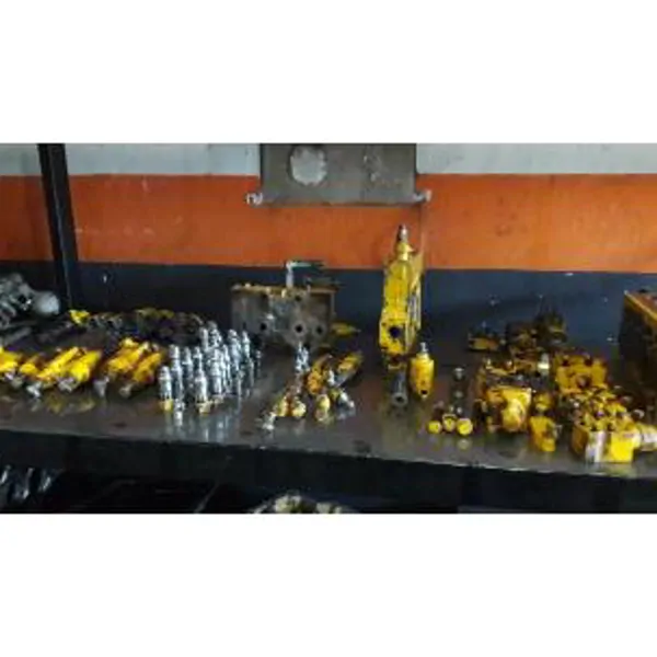 Komatsu Orjinal Kontrol Valf