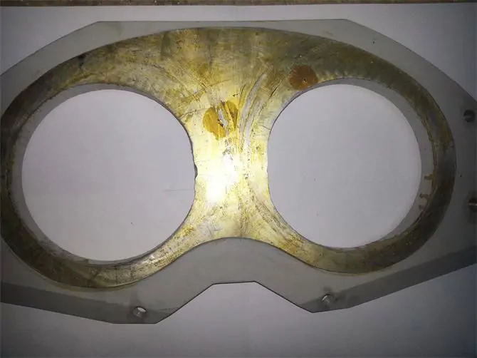 Eyeglass Plate