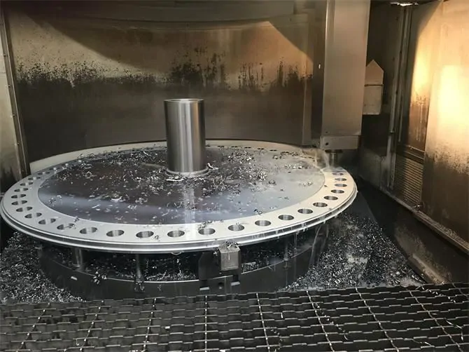 BEET BLADE TABLE