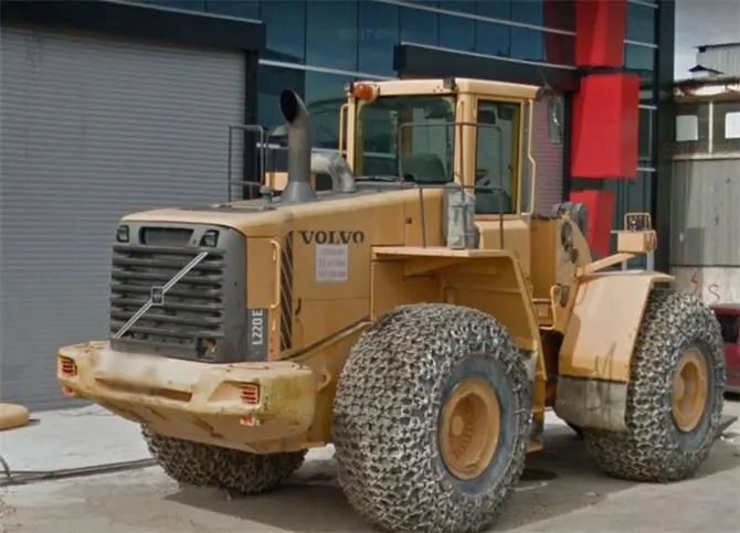 Volvo L220E Wheel Loader