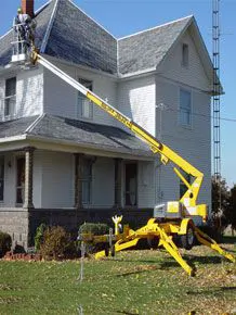 BATTERY-POWERED PLATFORMS WITH TRAILERS