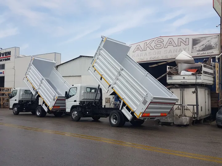 DUMP TRUCK BODY
