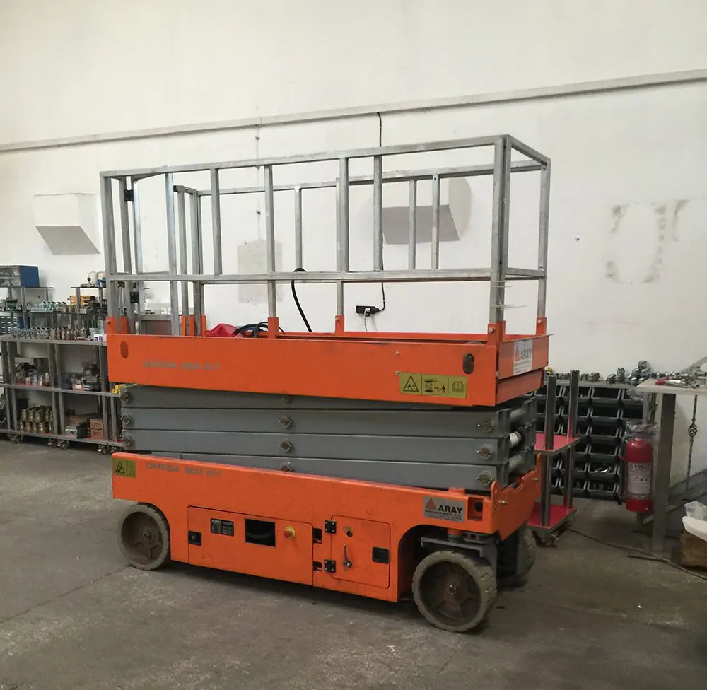 HYDRAULIC MANLIFT CONSTRUCTION - 10 meters