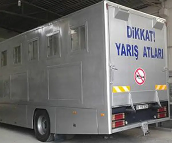At Kasası | Yarış Atı Taşıma Araçları