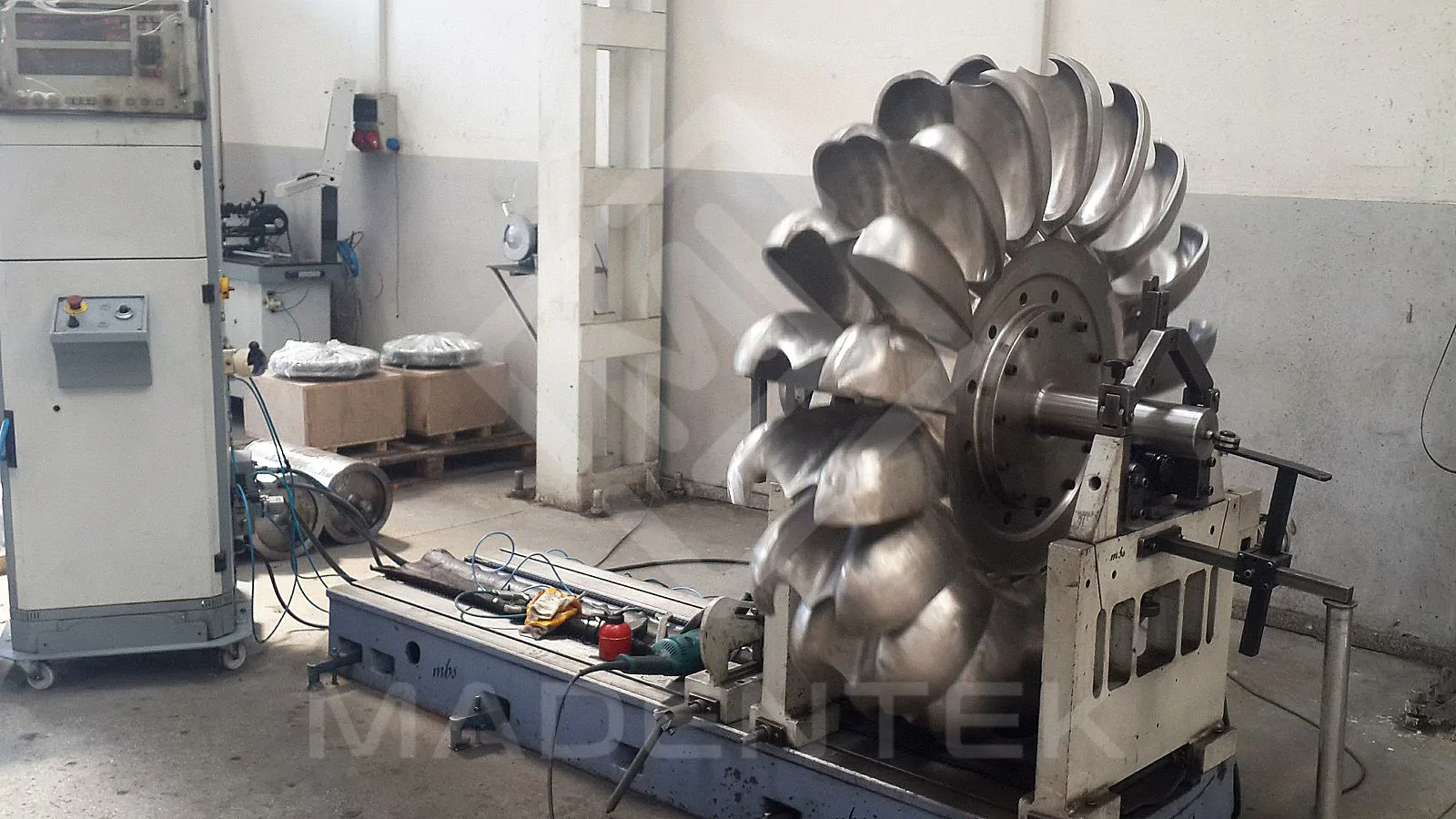 CNC precision machining services