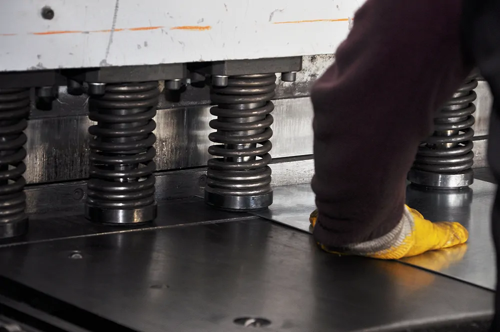 SHEET METAL MANUFACTURING