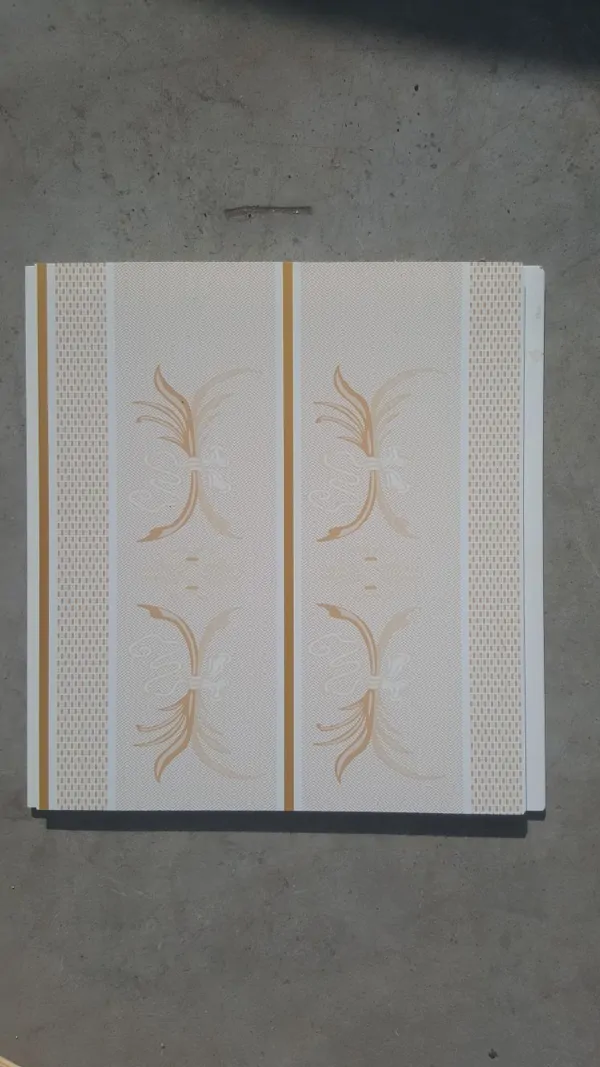 PVC DUVAR VE TAVAN LAMBİRİLERİ