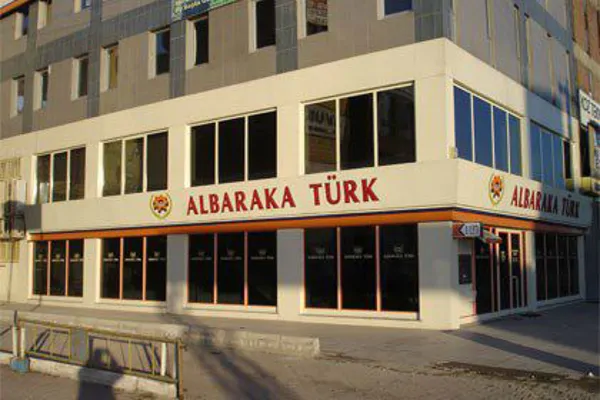 Cephe giydirme