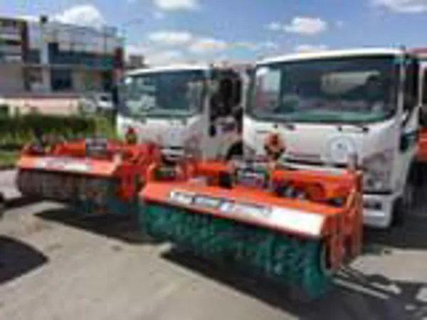 Araç Önü Süpürge