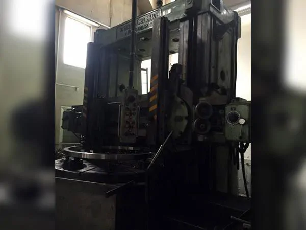Large Diameter Vertical Lathe