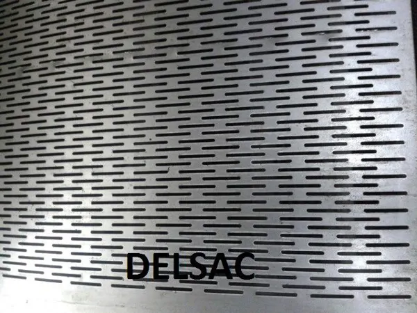 Oval Delikli Saclar