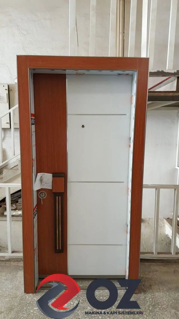 KOMPOZİT Serisi KMP-05 Çelik Kapı