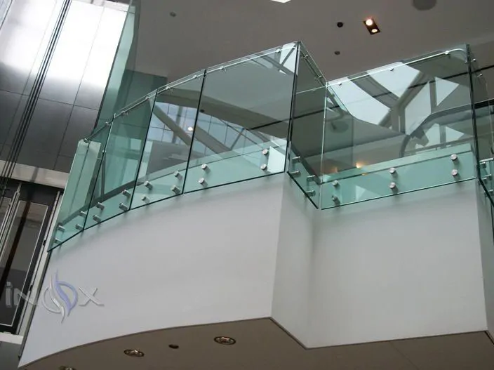 GLASS RAILING