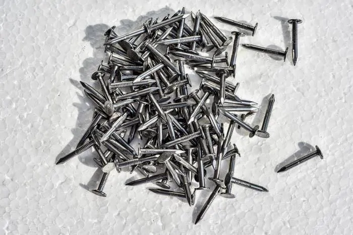 GALVANIZED SHINGLE NAIL