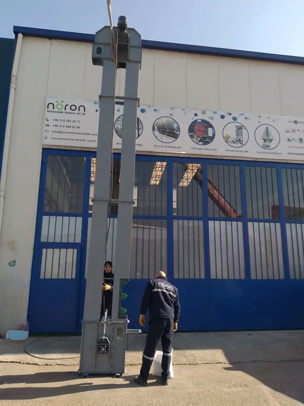 Bucket elevator