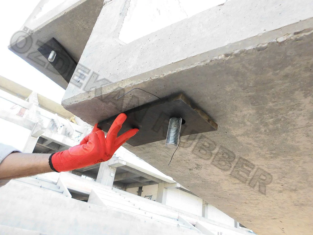 Steel-Free Pads